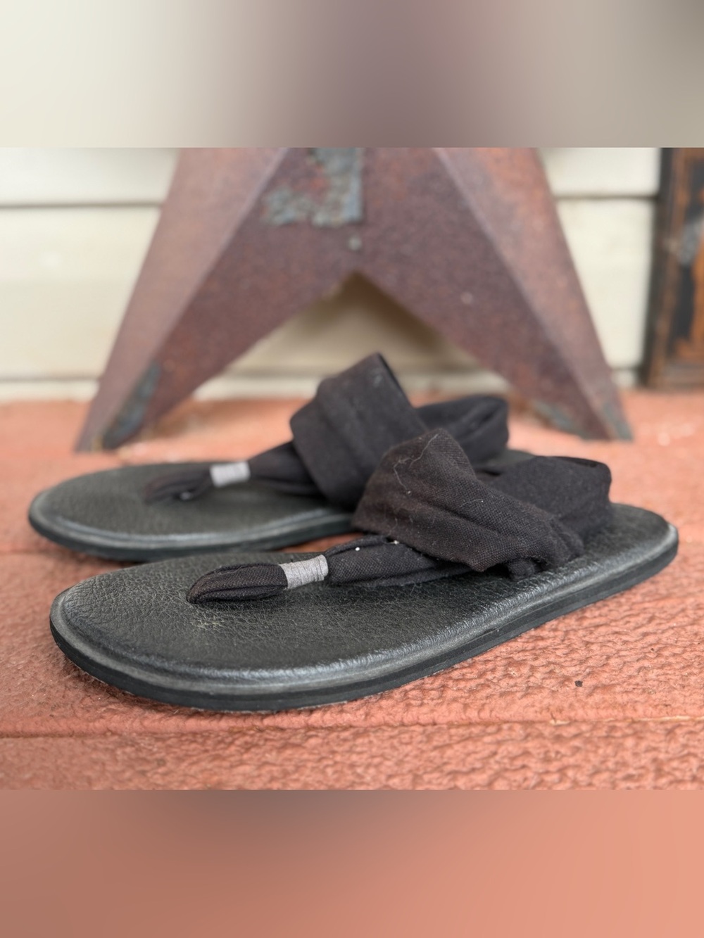 Black Fabric Toe-Post Sandals